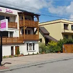 Guest house Julia-pokoje W Centrum, Ogrod, Sauna, Grill 3*