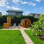 Guest house Julia-pokoje W Centrum, Ogrod, Sauna, Grill 3*