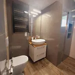Pensionat Julia-pokoje W Centrum, Ogrod, Sauna, Grill Ustroń