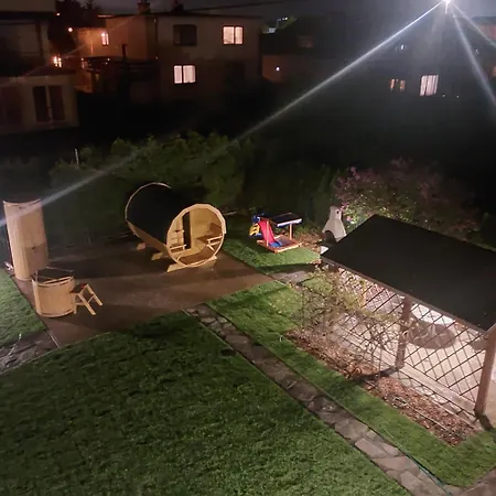 Julia-pokoje W Centrum, Ogrod, Sauna, Grill Гостевой дом