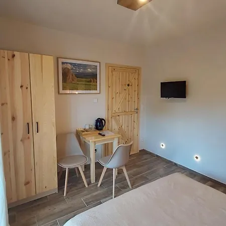 Julia-pokoje W Centrum, Ogrod, Sauna, Grill Guest house