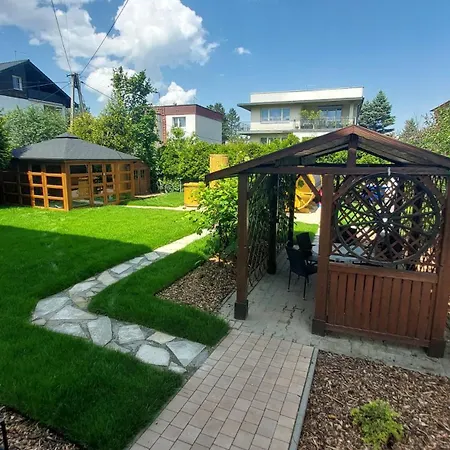 Julia-pokoje W Centrum, Ogrod, Sauna, Grill Устронь