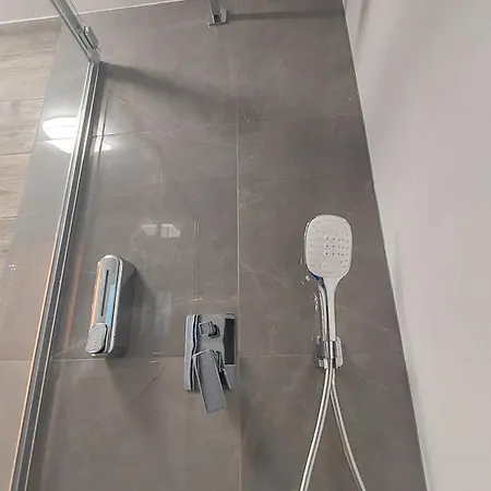 Julia-pokoje W Centrum, Ogrod, Sauna, Grill Penzion Ustroň