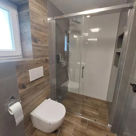 Julia-pokoje W Centrum, Ogrod, Sauna, Grill 3* Ustron