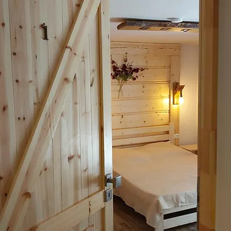 Guest house Julia-pokoje W Centrum, Ogrod, Sauna, Grill Ustron