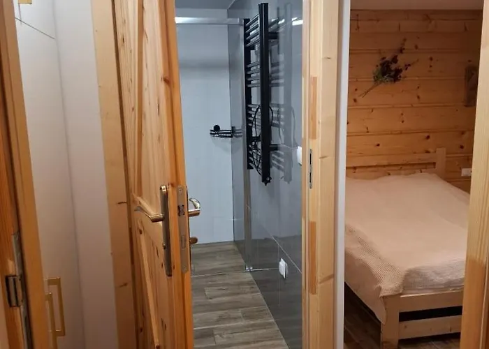 Julia-pokoje W Centrum, Ogrod, Sauna, Grill בית הארחה 3*