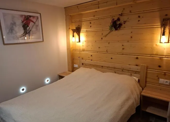 Julia-pokoje W Centrum, Ogrod, Sauna, Grill בית הארחה